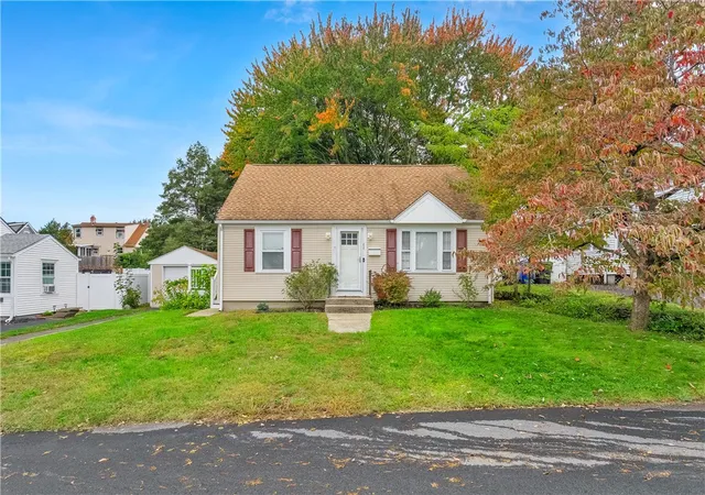 Photo 2 of Single family home for sale at 46 Hatherly St, North Providence, RI 02911 | MLS# 1424738 | Listing updated on 2026-10-19