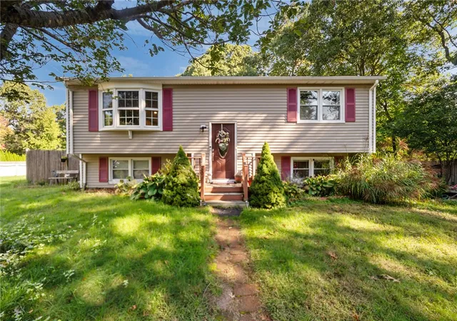 Photo 1 of Sale Pending at 60 Page St, Warwick, RI 02889 | MLS# 1425093 | Listing updated on 2026-10-16