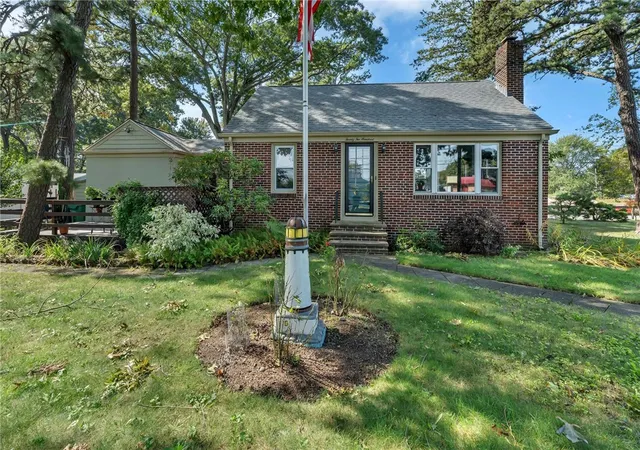 Photo 2 of Single family home for sale at 2200 W Shore Rd, Warwick, RI 02889 | MLS# 1425172 | Listing updated on 2026-10-18