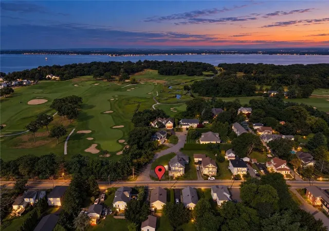 Photo 3 of Single family home for sale at 520 Middle Hwy, Barrington, RI 02806 | MLS# 1425282 | Listing updated on 2026-10-18