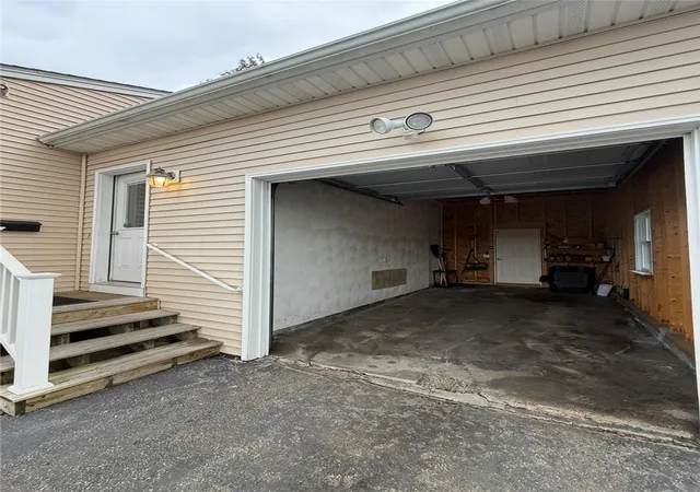 Photo 2 of Sale Pending at 143 Poplar Dr, Cranston, RI 02920 | MLS# 1425382 | Listing updated on 2026-10-21