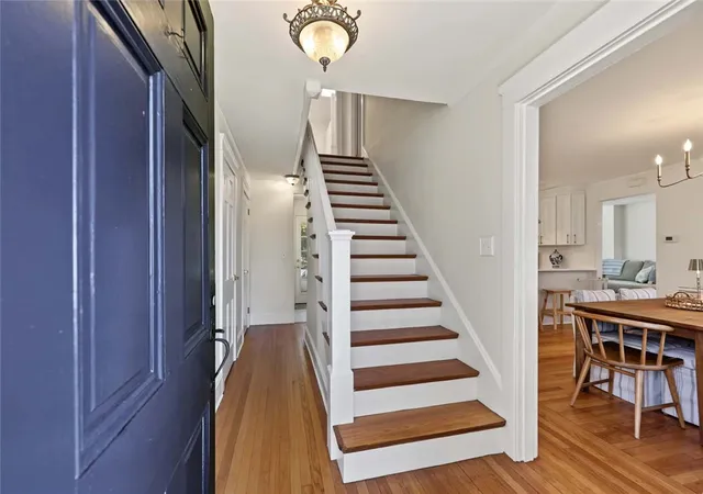 Photo 4 of Single family home for sale at 40 Grandview Ave, Lincoln, RI 02865 | MLS# 1424372 | Listing updated on 2026-10-21