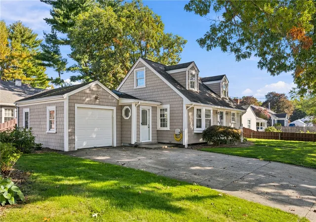 Photo 1 of Single family home for sale at 100 Eaton St, Pawtucket, RI 02861 | MLS# 1425210 | Listing updated on 2026-10-17