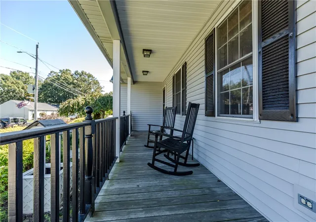 Photo 3 of Single family home for sale at 15 Primrose Dr, Cranston, RI 02921 | MLS# 1425476 | Listing updated on 2026-10-18