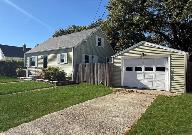 Photo 24 of Single family home for sale at 890 Cottage St, Pawtucket, RI 02861 | MLS# 1425432 | Listing updated on 2026-10-21