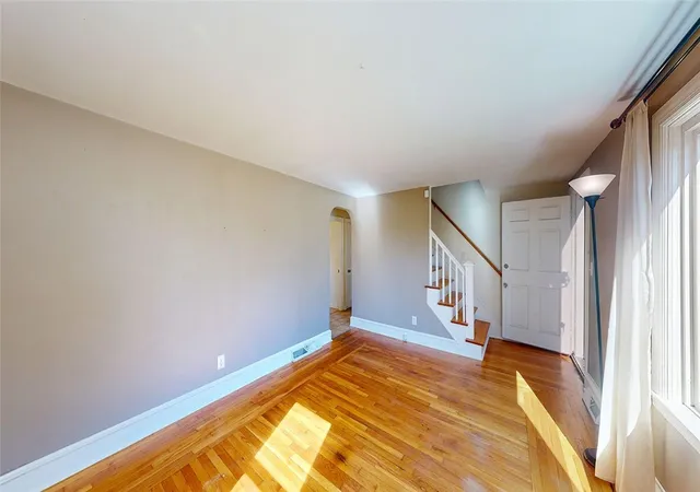 Photo 4 of Single family home for sale at 890 Cottage St, Pawtucket, RI 02861 | MLS# 1425432 | Listing updated on 2026-10-21