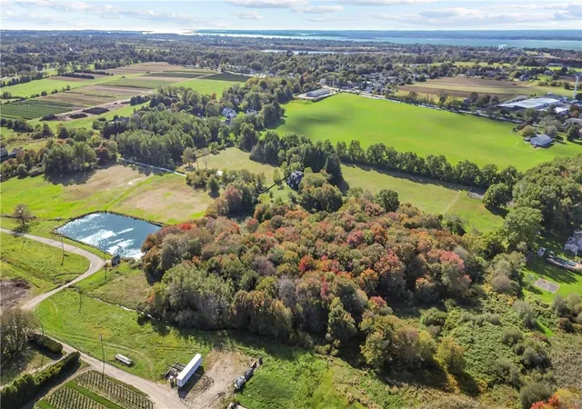 Photo 3 of Land for sale at 184 Glen Rd, Portsmouth, RI 02871 | MLS# 1425795 | Listing updated on 2026-10-22