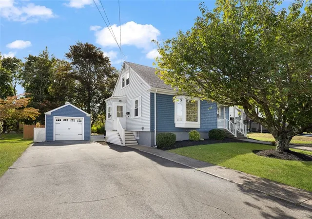 Photo 1 of Single family home for sale at 111 Durfee Rd, Tiverton, RI 02878 | MLS# 1425783 | Listing updated on 2026-10-22