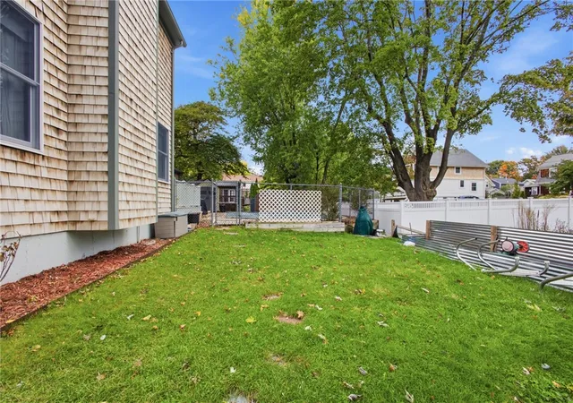 Photo 21 of Single family home for sale at 4 Anthony Rd, Barrington, RI 02806 | MLS# 1425897 | Listing updated on 2026-10-18