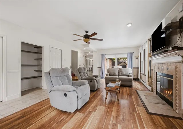 Photo 3 of Single family home for sale at 4 Anthony Rd, Barrington, RI 02806 | MLS# 1425897 | Listing updated on 2026-10-18