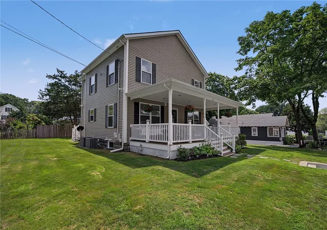 Photo 3 of Single family home for sale at 81 Rogers Ave, Barrington, RI 02806 | MLS# 1425987 | Listing updated on 2026-10-18