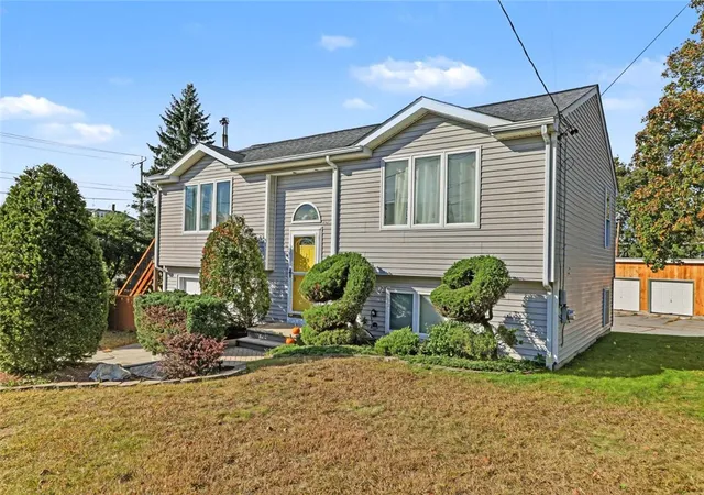 Photo 1 of Single family home for sale at 20 Oregon Ave, Woonsocket, RI 02895 | MLS# 1426049 | Listing updated on 2026-10-20