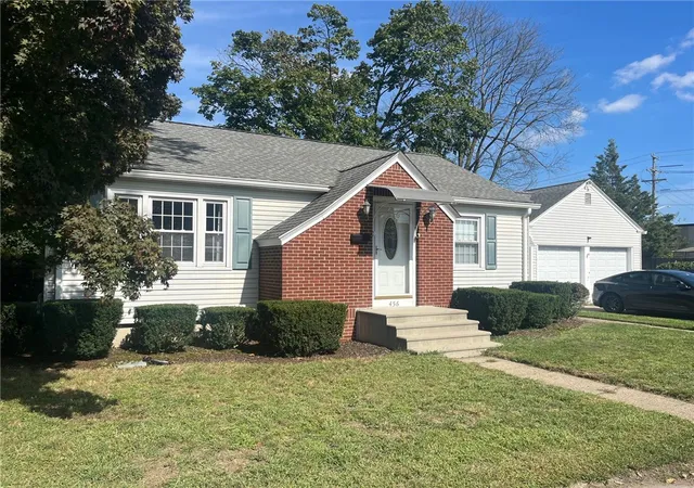 Photo 1 of Sale Pending at 456 Elm St, Warwick, RI 02888 | MLS# 1426089 | Listing updated on 2026-10-15