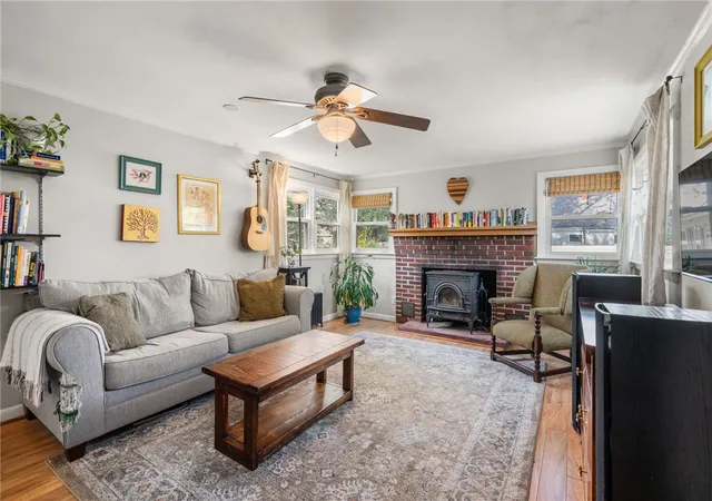 Photo 3 of Single family home for sale at 384 Vine St, Pawtucket, RI 02861 | MLS# 1425756 | Listing updated on 2026-10-20