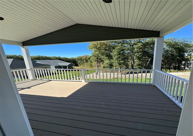 Photo 3 of Sale Pending at 7 Wyndham Way, North Kingstown, RI 02852 | MLS# 1425501 | Listing updated on 2026-10-16