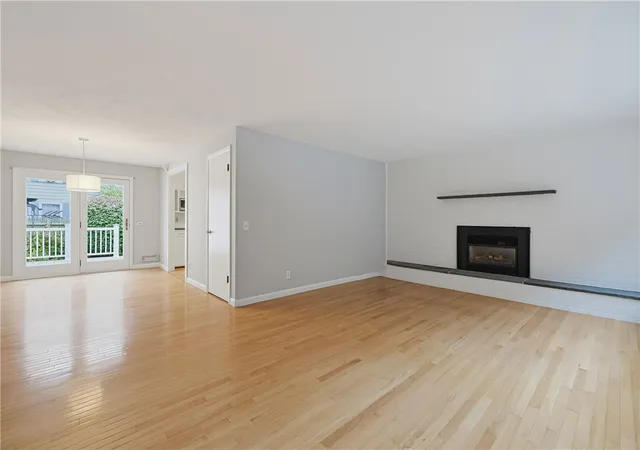 Photo 3 of Single family home for sale at 161 Rounds Ave, Riverside, RI 02915 | MLS# 1426015 | Listing updated on 2026-10-21