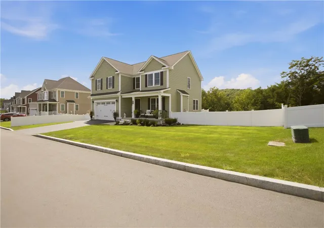 Photo 2 of Single family home for sale at 459 Louise St, Woonsocket, RI 02895 | MLS# 1426167 | Listing updated on 2026-10-18