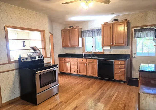 Photo 2 of Single family home for sale at 26 Collins St, Woonsocket, RI 02895 | MLS# 1425868 | Listing updated on 2026-10-20