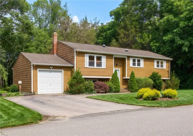 Single family home for sale at 102 Windward Walk, North Kingstown, RI 02852 | MLS# 1426251