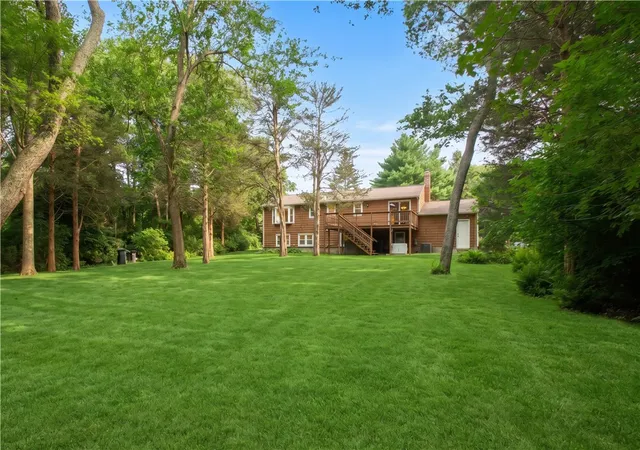 Photo 4 of Single family home for sale at 102 Windward Walk, North Kingstown, RI 02852 | MLS# 1426251 | Listing updated on 2026-10-27