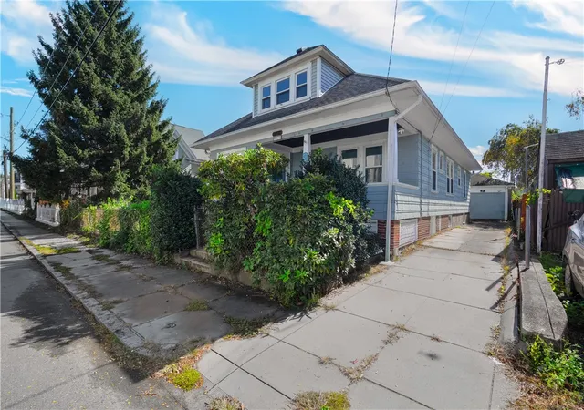 Photo 3 of Sale Pending at 40 Elmdale Ave, Providence, RI 02909 | MLS# 1426259 | Listing updated on 2026-10-22