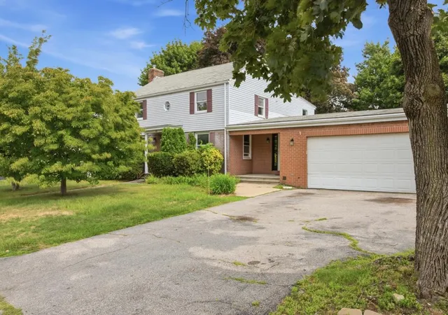 Photo 1 of Single family home for sale at 12 Buttonwood Dr, Cranston, RI 02920 | MLS# 1426273 | Listing updated on 2026-10-28