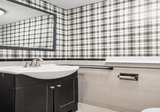 Photo 3 of Single family home for sale at 12 Buttonwood Dr, Cranston, RI 02920 | MLS# 1426273 | Listing updated on 2026-10-28