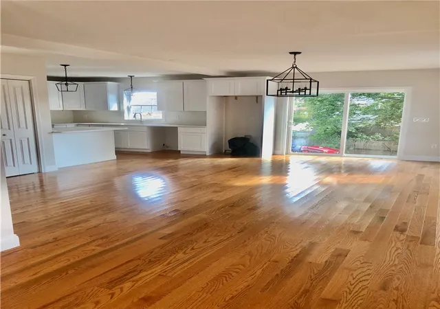 Photo 2 of Single family home for sale at 27 Hoppin Ave, Riverside, RI 02915 | MLS# 1426297 | Listing updated on 2026-10-29