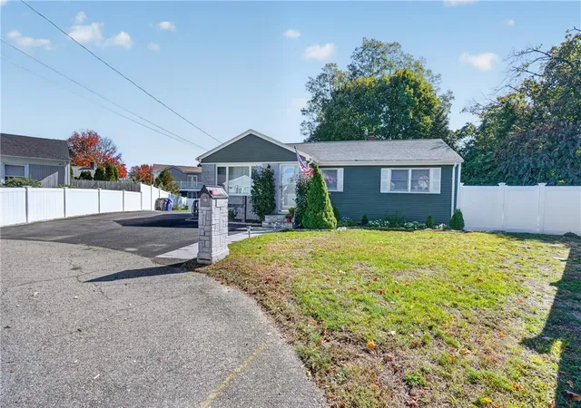Photo 1 of Single family home for sale at 10 Doran Dr, Pawtucket, RI 02861 | MLS# 1426334 | Listing updated on 2026-10-22