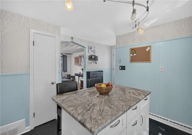 Photo 4 of Single family home for sale at 10 Doran Dr, Pawtucket, RI 02861 | MLS# 1426334 | Listing updated on 2026-10-22