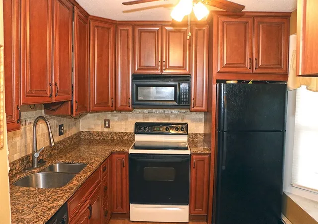 Photo 2 of Condo for sale at 565 Quaker Ln #95, West Warwick, RI 02893 | MLS# 1426085 | Listing updated on 2026-10-19