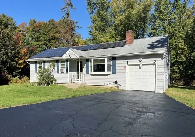 Photo 1 of Single family home for sale at 123 Wampanoag Rd, East Greenwich, RI 02818 | MLS# 1426434 | Listing updated on 2026-10-22