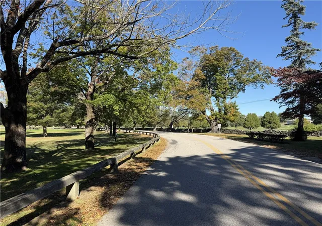 Photo 3 of Single family home for sale at 123 Wampanoag Rd, East Greenwich, RI 02818 | MLS# 1426434 | Listing updated on 2026-10-22