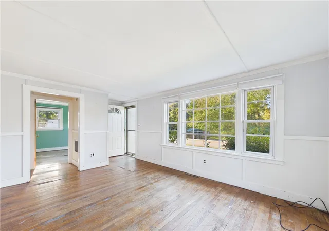 Photo 4 of Sale Pending at 39 Green Kinyon Driftway, Narragansett, RI 02882 | MLS# 1426579 | Listing updated on 2026-10-29