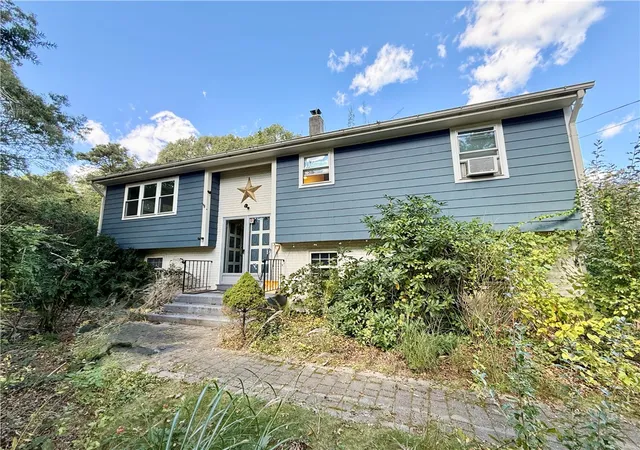Photo 1 of Single family home for sale at 252 Juniper Rd, Wakefield, RI 02879 | MLS# 1425296 | Listing updated on 2026-10-21