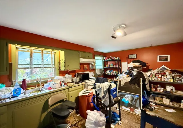 Photo 2 of Single family home for sale at 252 Juniper Rd, Wakefield, RI 02879 | MLS# 1425296 | Listing updated on 2026-10-21