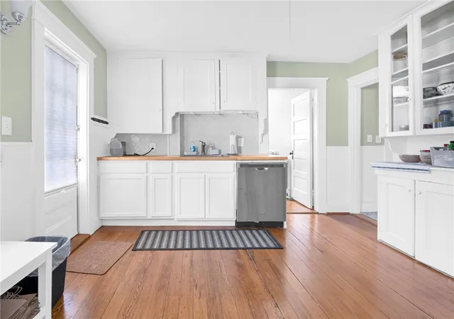 Photo 4 of Multi family home for sale at 116 Bishop Ave, Rumford, RI 02916 | MLS# 1426546 | Listing updated on 2026-10-21