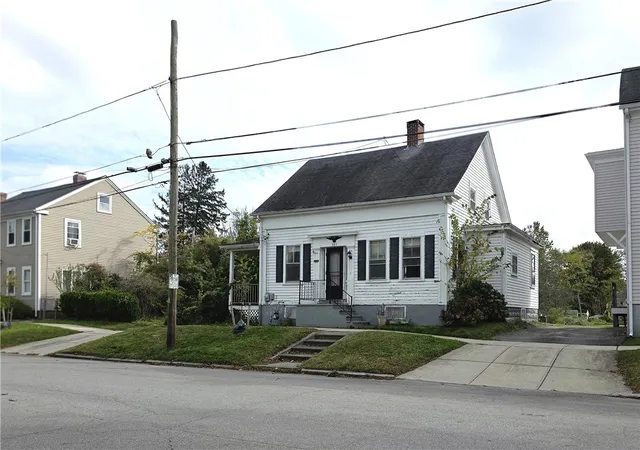 Photo 1 of Single family home for sale at 102 Church St, Bristol, RI 02809 | MLS# 1426652 | Listing updated on 2026-10-21