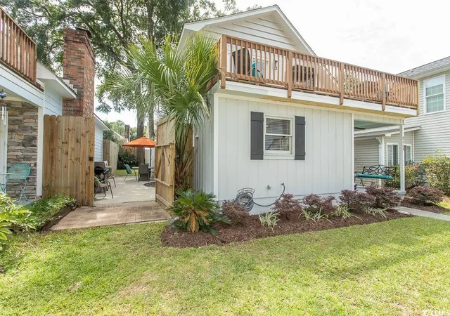 Photo 3 of Single family home for sale at 506 B Rosemary Ln, North Myrtle Beach, SC 29582 | MLS# 2521873 | Listing updated on 2026-09-10