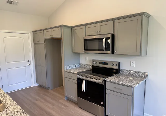 Photo 4 of Sale Pending at 598 Shallow Cove Dr, Conway, SC 29527 | MLS# 2522204 | Listing updated on 2026-09-30
