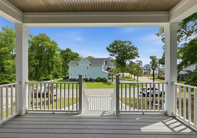 Photo 4 of Single family home for sale at 1000 Inlet View Dr, North Myrtle Beach, SC 29582 | MLS# 2524616 | Listing updated on 2026-09-10