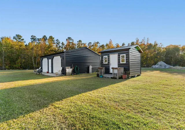 Photo 3 of Single family home for sale at 5200 Joyner Swamp Rd, Galivants Ferry, SC 29544 | MLS# 2526925 | Listing updated on 2026-09-04