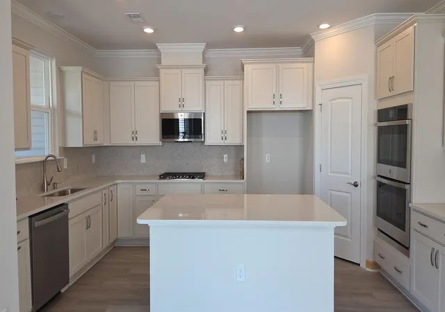 Photo 2 of Single family home for sale at 1558 Breakwater Dr, Little River, SC 29566 | MLS# 2528163 | Listing updated on 2026-09-11