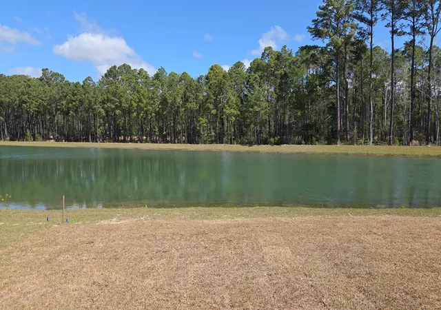 Photo 3 of Single family home for sale at 1558 Breakwater Dr, Little River, SC 29566 | MLS# 2528163 | Listing updated on 2026-09-11