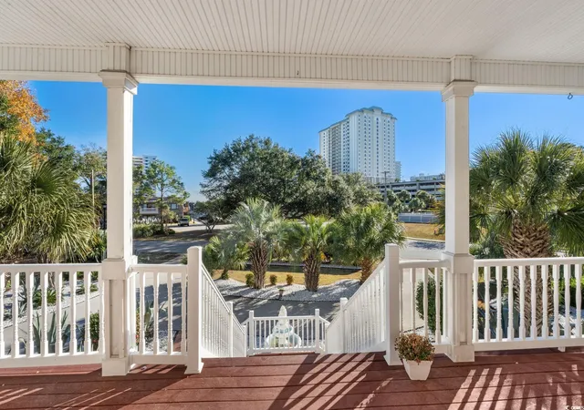 Photo 3 of Single family home for sale at 302 Kingston Rd, Myrtle Beach, SC 29572 | MLS# 2528421 | Listing updated on 2026-09-06