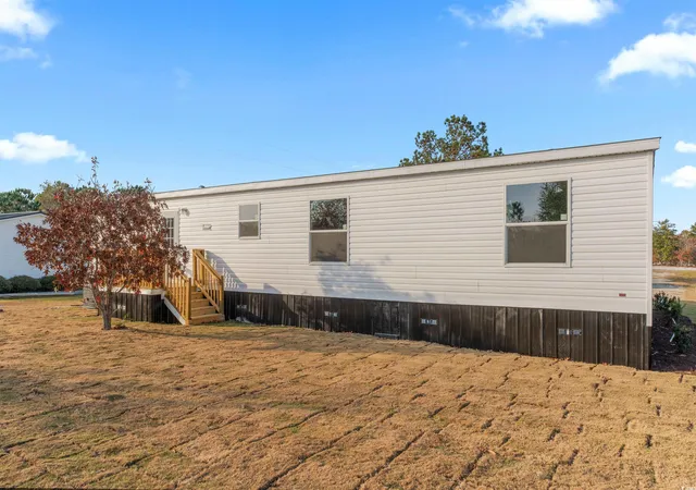 Photo 3 of Manufactured home for sale at 1229 Francis Marion Dr, Georgetown, SC 29440 | MLS# 2528485 | Listing updated on 2026-09-14