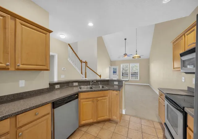 Listing Photo 5 - Condo for sale in building located at 205 Threshing Wy, Myrtle Beach, SC 29579 - Unit #1051