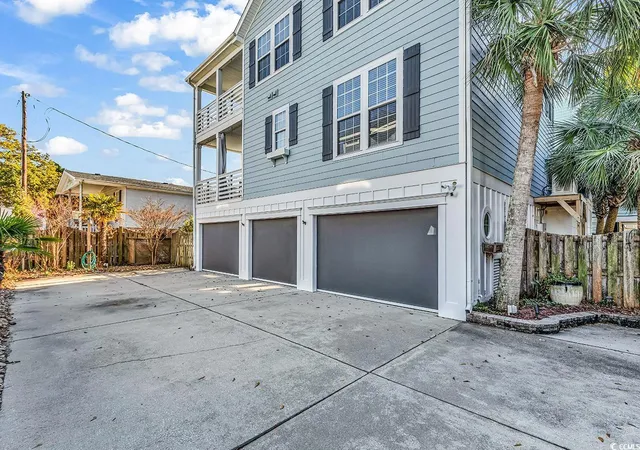Photo 1 of Single family home for sale at 209 B Woodland Dr, Murrells Inlet, SC 29576 | MLS# 2600378 | Listing updated on 2026-09-10