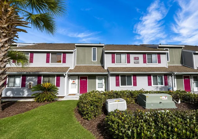 Listing Photo 1 - Condo for sale in building located at 1880 Colony Dr, Myrtle Beach, SC 29575 - Unit #11-O
