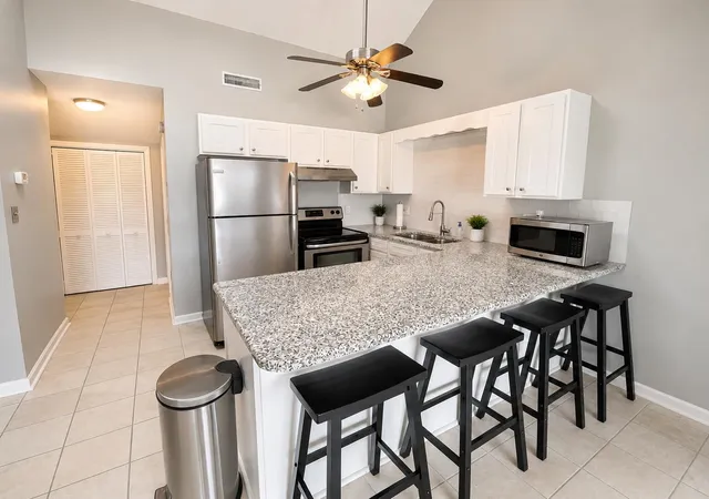 Listing Photo 4 - Condo for sale in building located at 1880 Colony Dr, Myrtle Beach, SC 29575 - Unit #11-O